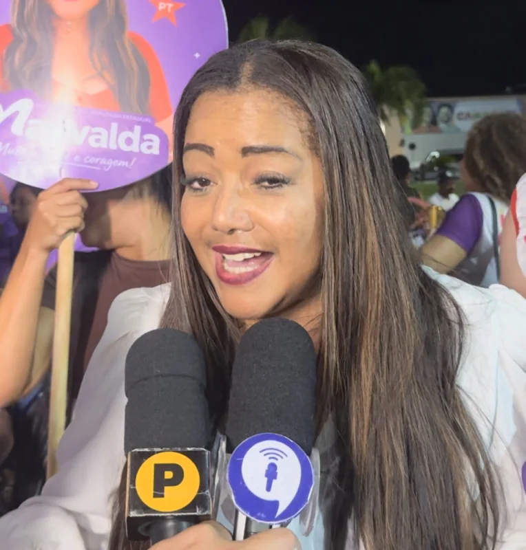 A candidata a Deputada Estadual refere-se à base do ex-prefeito de Candeias, Dr. Pitágoras..